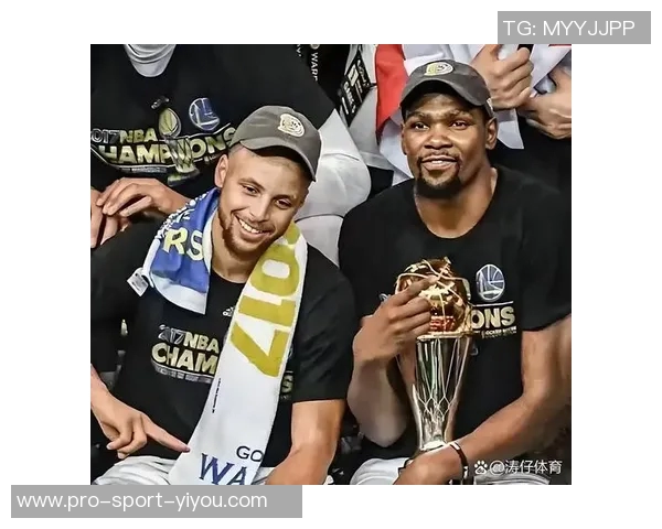 骑士与勇士总决赛阵容对比分析揭示双方实力差异与战术布局